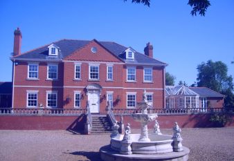 Hightree Manor - Outside View